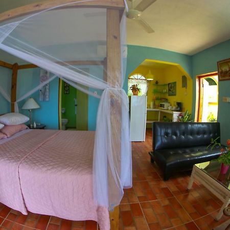 Sea Breeze Studio #1 Negril Exterior foto